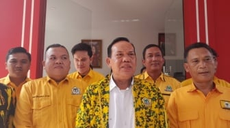 Azwar Hadi Daftar Bakal Calon Bupati Lampung Timur, Pecah Kongsi dengan Dawam?