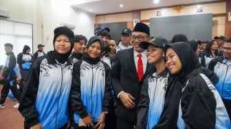 Lepas 251 Atlet Popda XI Provinsi Banten, Helldy Agustian: Buktikan Kalian Sang Juara