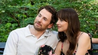 Chris Evans dan Dakota Johnson Beradu Akting di Film Komedi Romantis Baru 'Materialists'