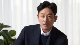 3 Film Action Thriller yang Dibintangi Ha Jung Woo, Terbaru Ada Hijacking