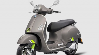 Pengguna Vespa Ini Wajib Punya SIM C1, Ini Sebabnya