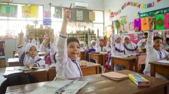 Masuk Program 100 Hari Pramono-Rano, Sekolah di Jakarta Bakal Dipasangi Water Purifier