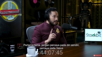 8 Quotes Bobby Saputra Bikin Deddy Corbuzier Tahan Emosi hingga Ingin Memukul