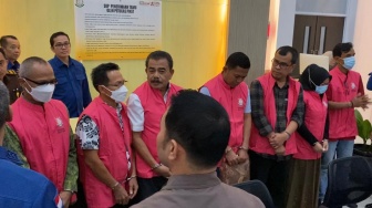 7 Tersangka Kasus Dugaan Korupsi di Dinas Pendidikan Sumbar Resmi Ditahan, 1 Orang DPO