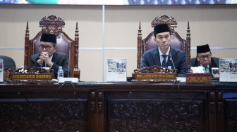 DPRD Sumsel Dengarkan Jawaban Gubernur atas Pandangan Umum Fraksi-fraksi Terhadap Raperda Pertanggungjawaban APBD 2023