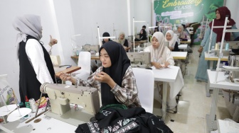 Pelatihan Bordir dari AMANAH Buka Peluang Usaha Baru Bagi Anak Muda Aceh