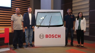 Bosch Indonesia Gratiskan 2.000 Wiper untuk Pengemudi Taksi Online