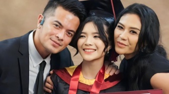 Hadiri Acara Wisuda Anak, Penampilan Aktor Laga Choky Andriano Jadi Sorotan: Seperti Menolak Tua