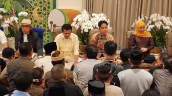 Gibran Beri Pesan untuk Khofifah-Emil Dardak: Giliran Saya Membantu, Panaskan Mesin