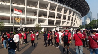 LIVE STREAMING: Antusiasme Penonton Jelang Pertandingan Indonesia Vs Irak di GBK