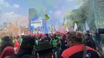Demo Tolak Tapera, Ribuan Buruh Juga Tuntut UKT Dicabut