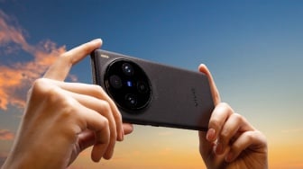 Siap Hadang Xiaomi 15 Ultra: Vivo X200 Pro Sajikan Sensor Generasi Baru dan Telefoto 200 MP?