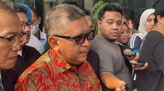 4 Jam Diperiksa Kasus Harun Masiku, Hasto Kristiyanto Curhat Ditinggal Penyidik KPK di Ruangan: Saya Kedinginan