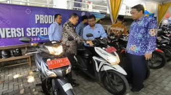 Percepat Penerapan Energi Hijau, Kendaraan Pelat Merah Kota Yogyakarta Dikonversi ke Motor Listrik