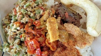 Rahasia Lezatnya Lawar Babi Bali: Tips dan Trik Memasak yang Mudah