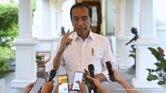 Jokowi Ajak Masyarakat Berantas Judi Online: Karena Judi Harta Benda Habis dan Karena Judi Suami Istri Bercerai