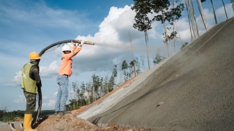 Brantas Abipraya Berperan Aktif dalam Pembangunan Jalan Bebas Hambatan Karya di IKN