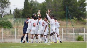 Timnas Indonesia U-20 Belum Pulang Pasca Toulon Cup, Ikut Sholat Idul Adha di Prancis