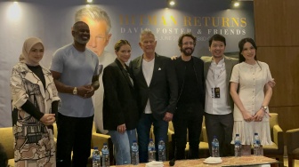 Alasan David Foster Belasan Kali Manggung di Indonesia