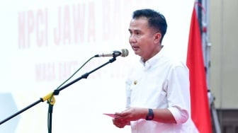 Salat Idul Adha 2024 Digelar di Gasibu Bandung, Bey Machmudin Beri Kurban Sapi Pasundan dan Domba Asli Jabar