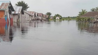 Kawasan Industri IWIP Beri Bantuan Untuk Ribuan Korban Banjir di Halmahera