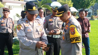 Cek Aplikasi Judi Online, Ponsel Polisi di Lampung Disidak Pimpinan