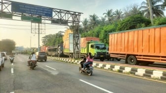 Aksi Petruk Blokir Pelabuhan Bakauheni, Jalinsum dan Tol Trans Sumatera Macet Parah