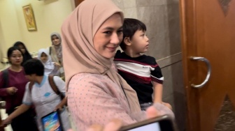 Belum Kunjungi Mertua, Paula Verhoeven Bacakan Doa Ini Agar Ayah Baim Wong Segera Sehat