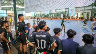 Dongkrak UMKM Anak Muda Aceh, AMANAH Gelar Fun Futsal Antar SMA