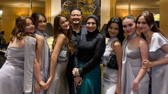 Syifa Hadju Jadi Paling Bersinar saat Jadi Bridesmaid di Pernikahan Beby Tsabina