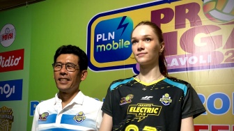 Jakarta Elektrik PLN Libas Gresik Petrokimia 3-0, Marina Markova Debut Manis di Pontianak