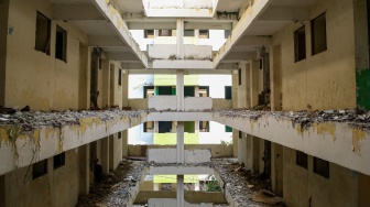 Suasana terkini di Rumah Susun Sederhana Sewa (Rusunawa) Marunda di Jakarta, Senin (24/6/2024). [Suara.com/Alfian Winanto]