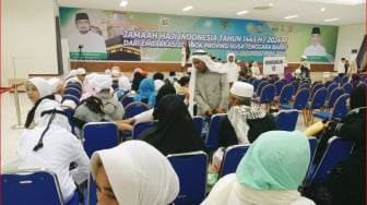 Jemaah Haji Asal NTB Ini Belanjakan Rp 10 Juta Demi Bawa Oleh-oleh