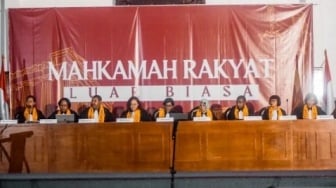 Adili Nawadosa Jokowi, Sidang Mahkamah Rakyat Luar Biasa Digelar di UI