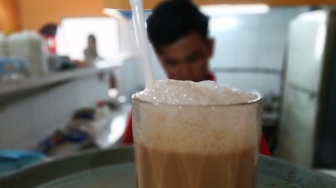 Teh Obeng dan 4 Minuman Unik Khas Batam yang Wajib Dicoba!