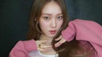 4 OOTD Effortlessly Chic ala Lee Sung Kyung, Tak Boleh Terlewatkan!