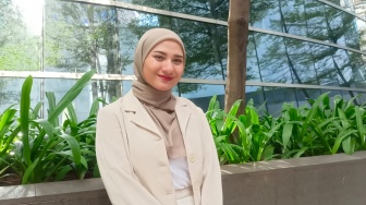 Tak Kuat Dicibir Netizen, Nadzira Shafa Mau Copot Jilbab