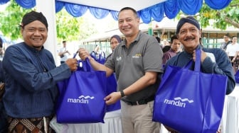 Ajak Hidup Sehat, Bank Mandiri Gelar Program Bakti Kesehatan untuk Abdi Dalem Ngayogyakarta