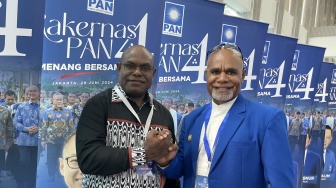 Ingin Percepatan Pembangunan, Meki-Deinas Pastikan Konektivitas Manusia Dan Logistik Di Papua Tengah