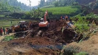 Warga Malang Jadi Korban Longsor di Blitar