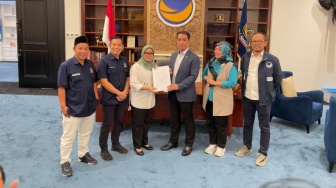 Dapat Restu Nasdem, Ela Siti Nuryamah Siap Bertarung di Pilbup Lampung Timur 2024