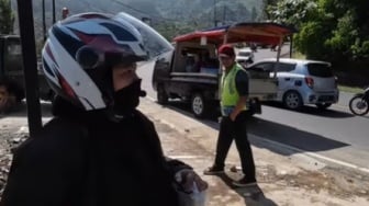 Video Viral Tukang Parkir Liar di Puncak, Dishub dan Polisi Saling Lempar Tanggung Jawab?