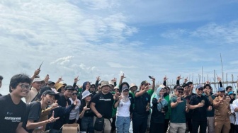 Dari Laut untuk Bumi: Lamun Warrior Ajak Tanam 3000 Bibit Pohon di Bintan