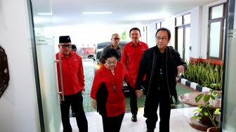 Megawati Pimpin Sumpah Jabatan Pengurus Baru PDIP, Ahok Satu Mobil dengan Sang Ketum