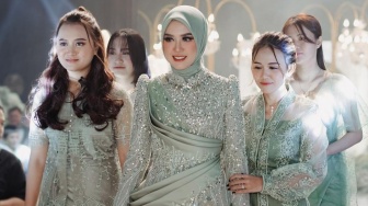 Dekorasi Asli Pernikahan Happy Asmara Akhirnya Terungkap: Gini Kok Katanya Gilga Gak Punya Duit