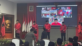 Megawati Angkat Ganip Warsito hingga Andi Widjajanto Sebagai Kepala Badan di PDIP