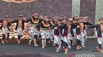 30 Kelompok Seni Tampil dalam Mahakarya Sumbing,  Kibarkan Sektor Ekonomi Pariwisata  Magelang