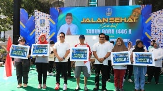 Sambut Tahun Baru Islam 1 Muharram 1446 H, Pj. Gubernur Adhy Bersama Puluhan Ribu Masyarakat Gelar Jalan Sehat