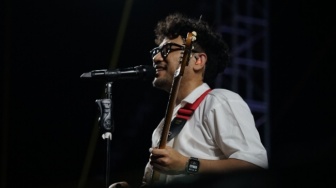 Tertawan Puisi Sal Priadi Hingga Mantra Kunto Aji, Indahnya Romansa Satu Dekade Prambanan Jazz Festival