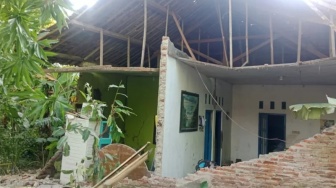 Gempa Batang: 4 Warga Dilaporkan Terluka, Warga Diimbau Tetap Waspada